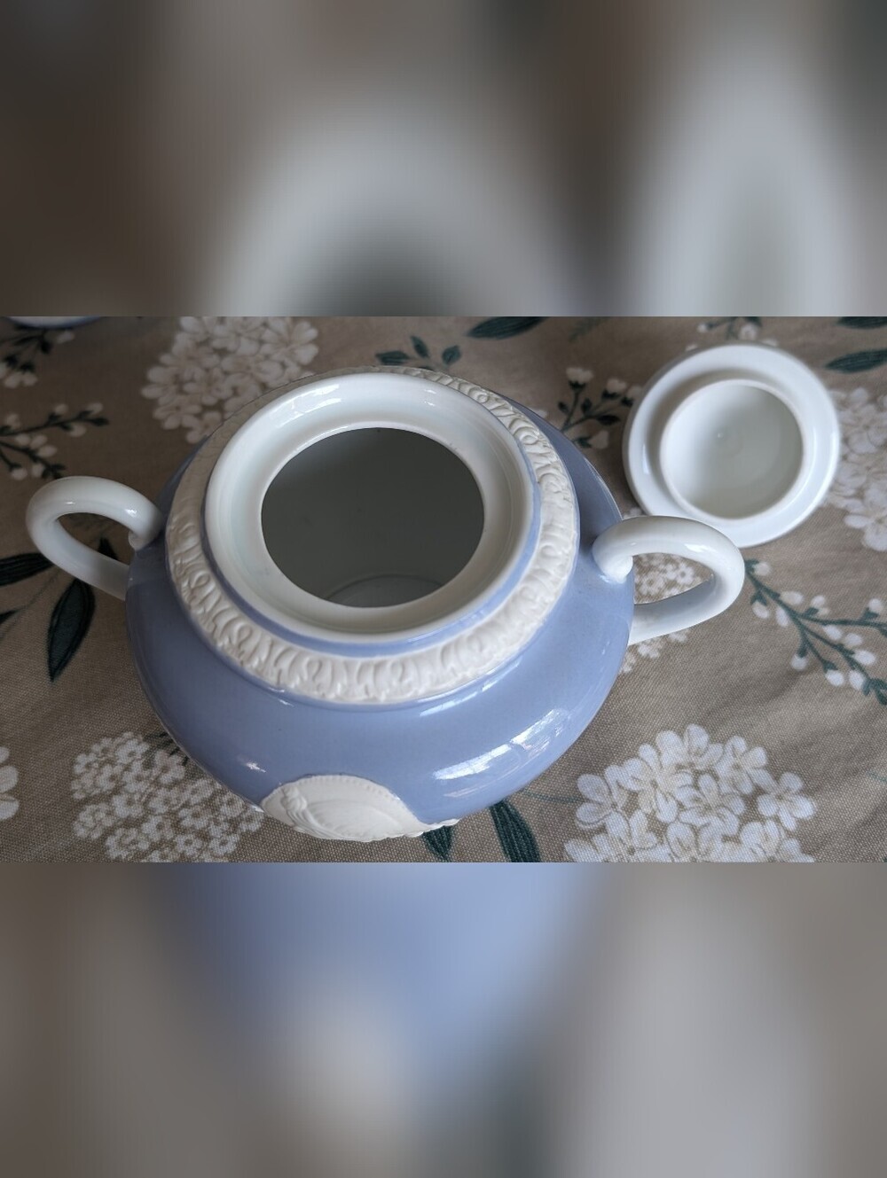 Union T Musterschulz Blue Relief Ceramic Teapot Set - Picture 15 of 15
